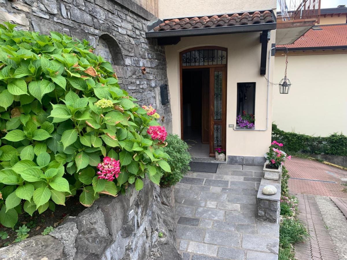 Reginaldo'S Home Nesso Exterior photo