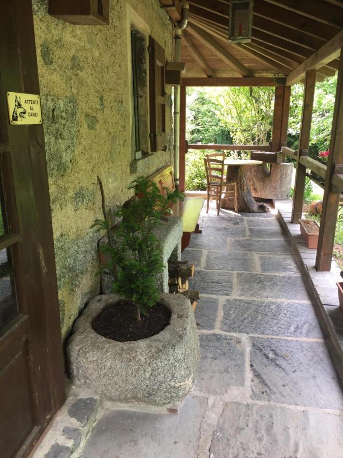 Reginaldo'S Home Nesso Exterior photo